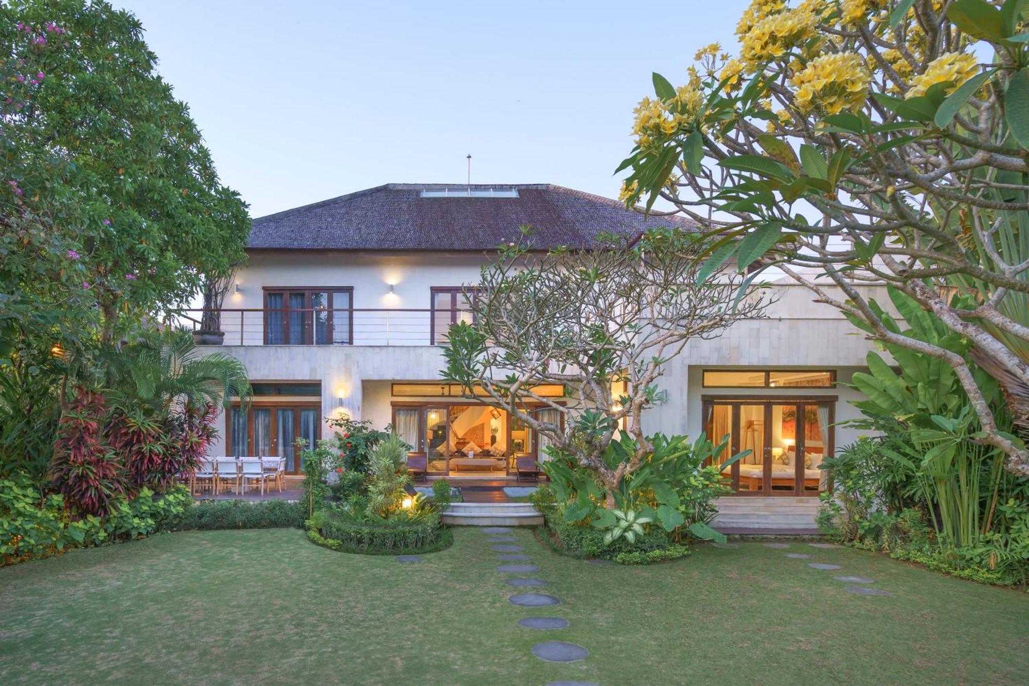 Villa Kaira Estate Canggu Exteriör bild