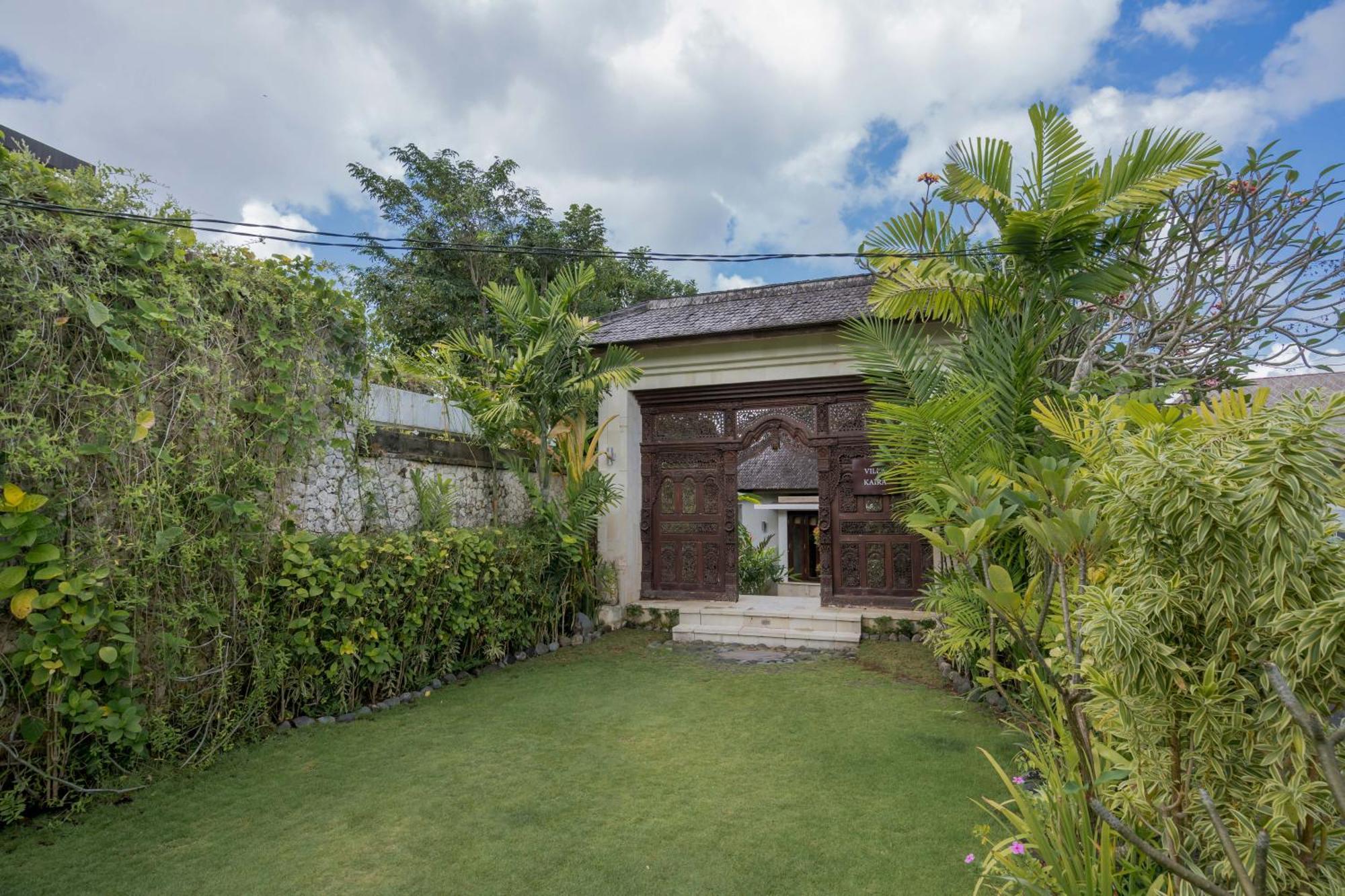 Villa Kaira Estate Canggu Exteriör bild