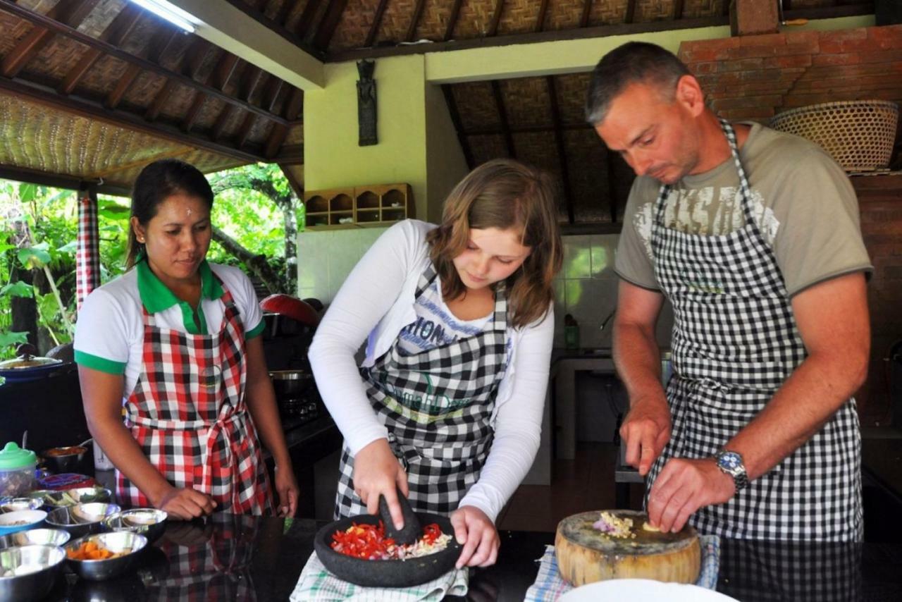 Villa Kaira Estate Canggu Exteriör bild