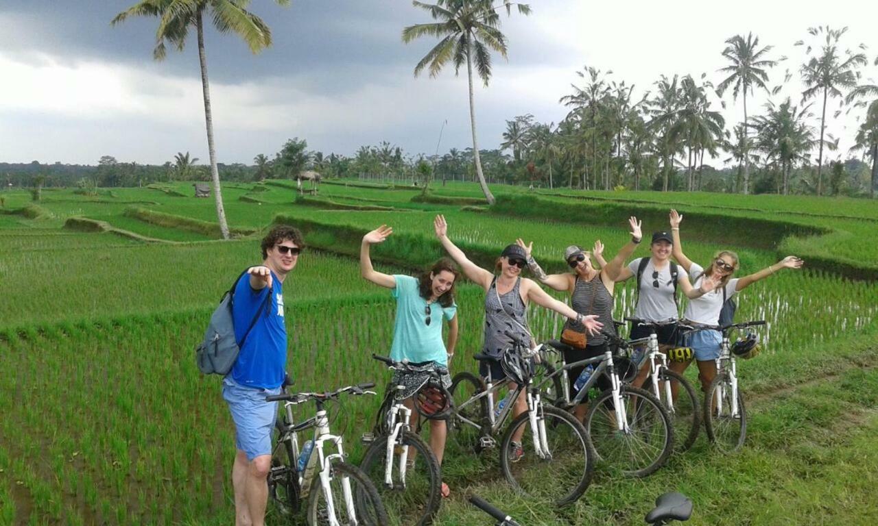 Villa Kaira Estate Canggu Exteriör bild