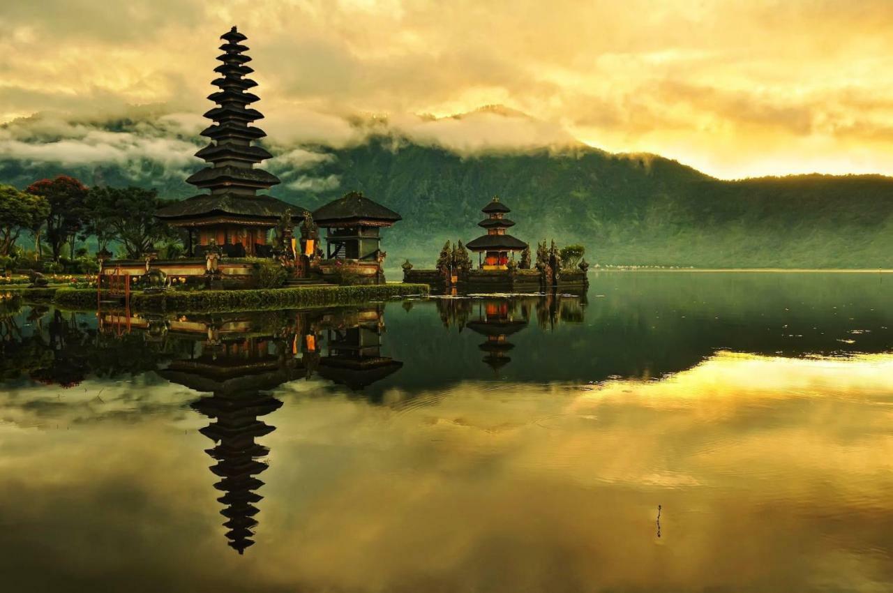Villa Kaira Estate Canggu Exteriör bild
